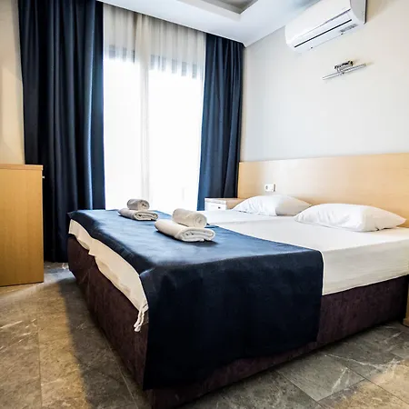 M2 Hotel 2*